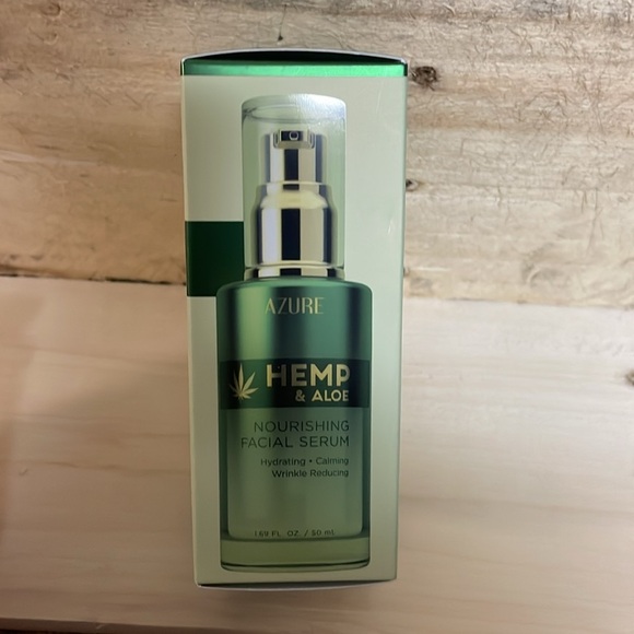 Hemp & Aloe Nourishing Facial Serum - Picture 4 of 7